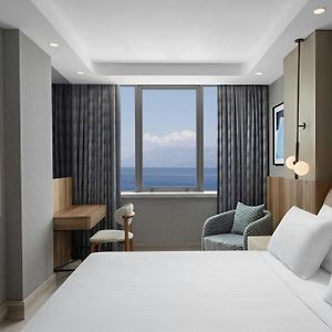 Standard King Room Sea View